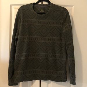 Casual Prana Sweatshirt